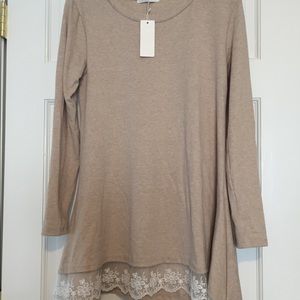 NWT long sleeve lace trim tunic